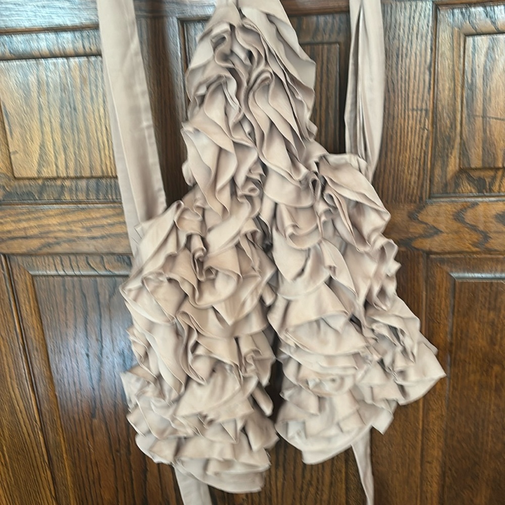 Beautiful ruffled backless halter / blouse tank top
